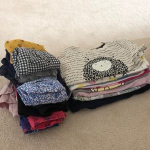 T-shirts and leggings for free fits 3-4 yrs old